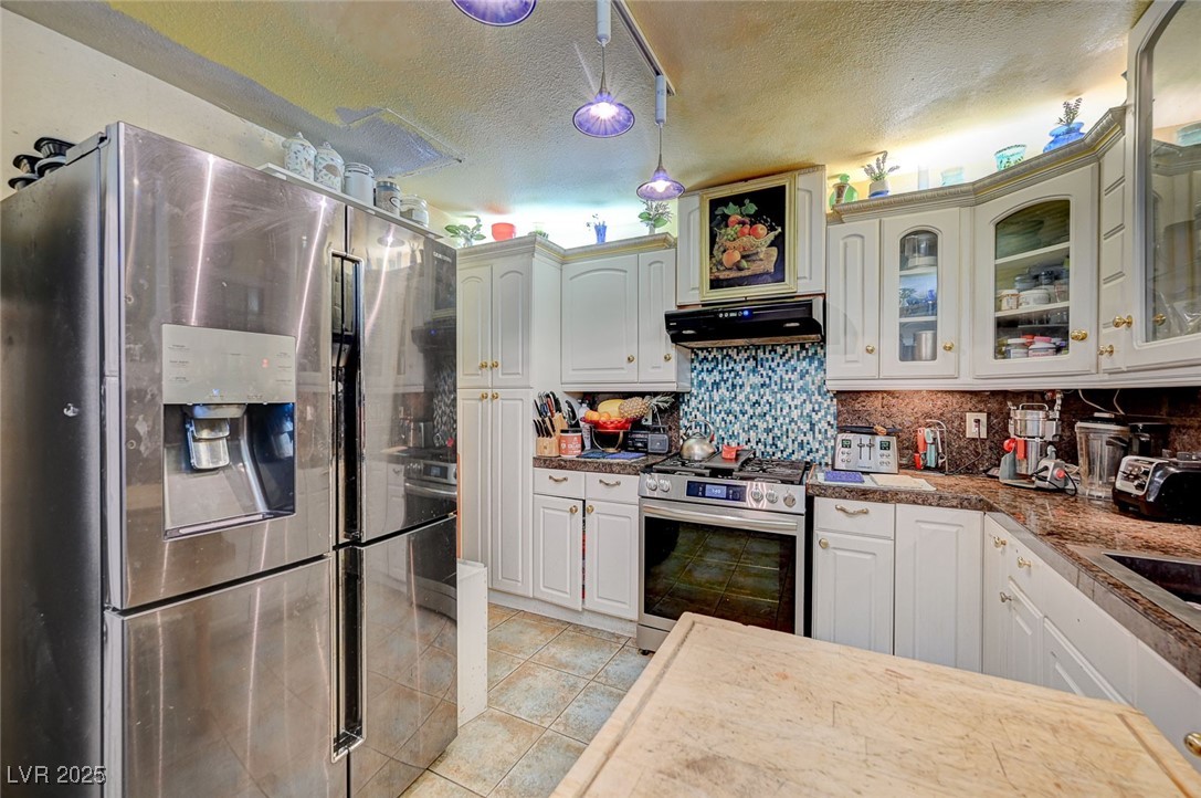 405 Longtree Avenue Henderson, NV 89011 - Photo 12 of 43