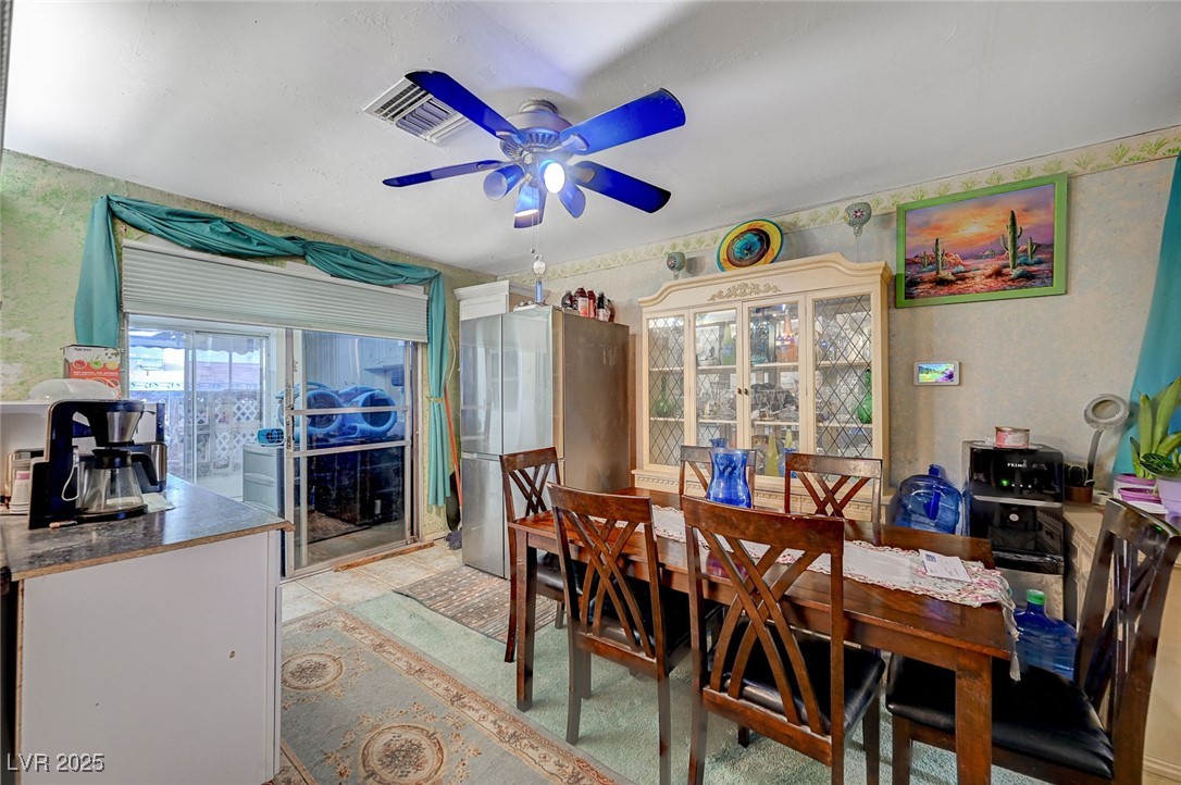 405 Longtree Avenue Henderson, NV 89011 - Photo 8 of 43