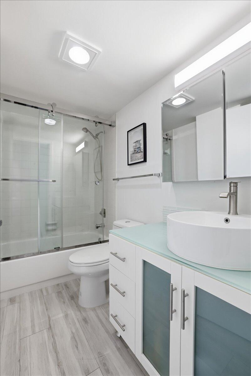 16 Royal Palm Way, Unit 205 Boca Raton, FL 33432 - Photo 25 of 52 26-8I8A1157