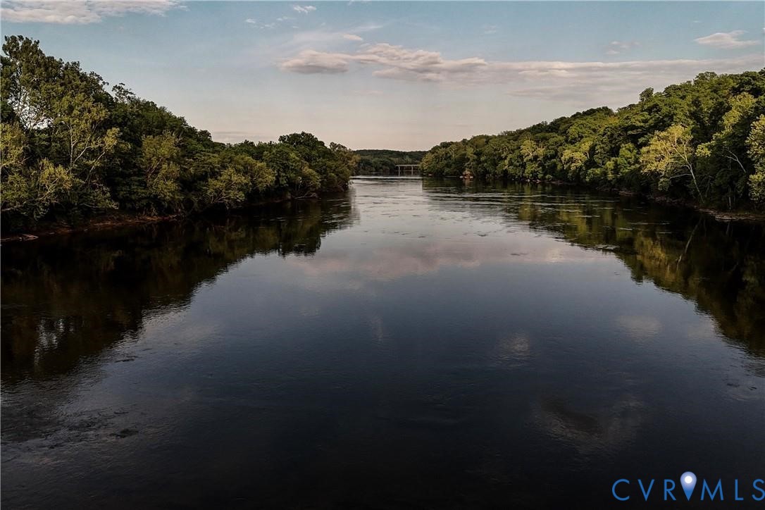 176 Ampthill Road Cartersville, VA 23027 - Photo 2 of 25 a view of lake