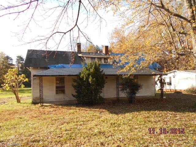 301 Robbins Road Winston-Salem, NC 27107 - Photo 1 of 8 Gallery Image 1