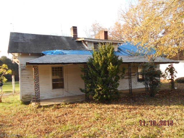 301 Robbins Road Winston-Salem, NC 27107 - Photo 2 of 8 Gallery Image 2