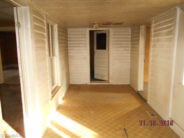 301 Robbins Road Winston-Salem, NC 27107 - Photo 5 of 8 Gallery Image 5