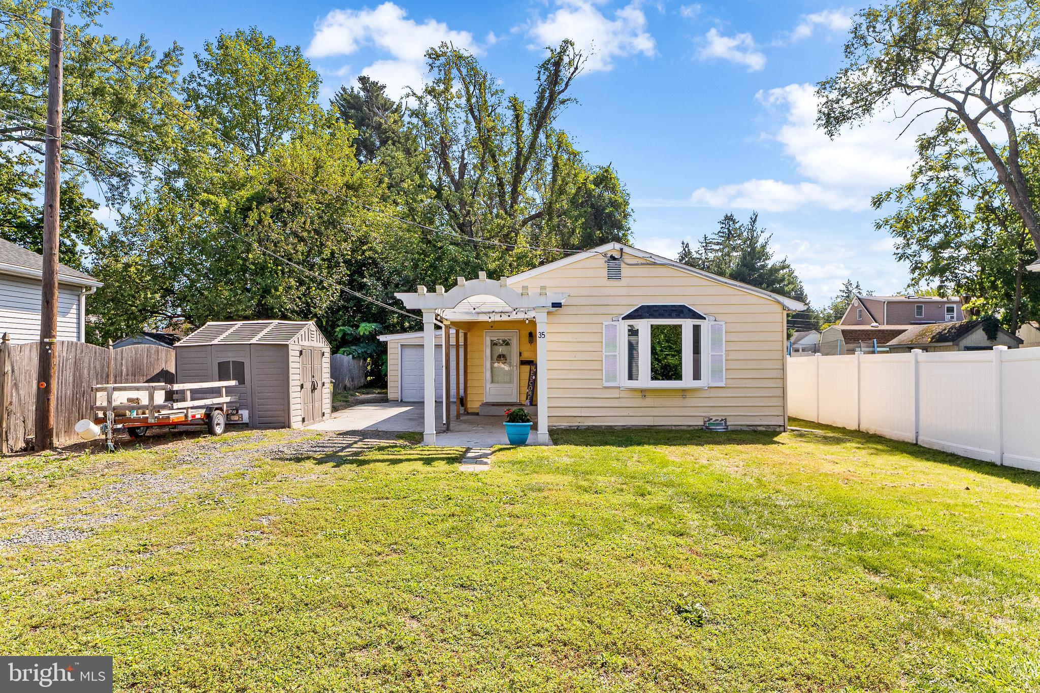 35 South Clinton Avenue Maple Shade, NJ 08052 - Photo 2 of 25 Gallery Image 2