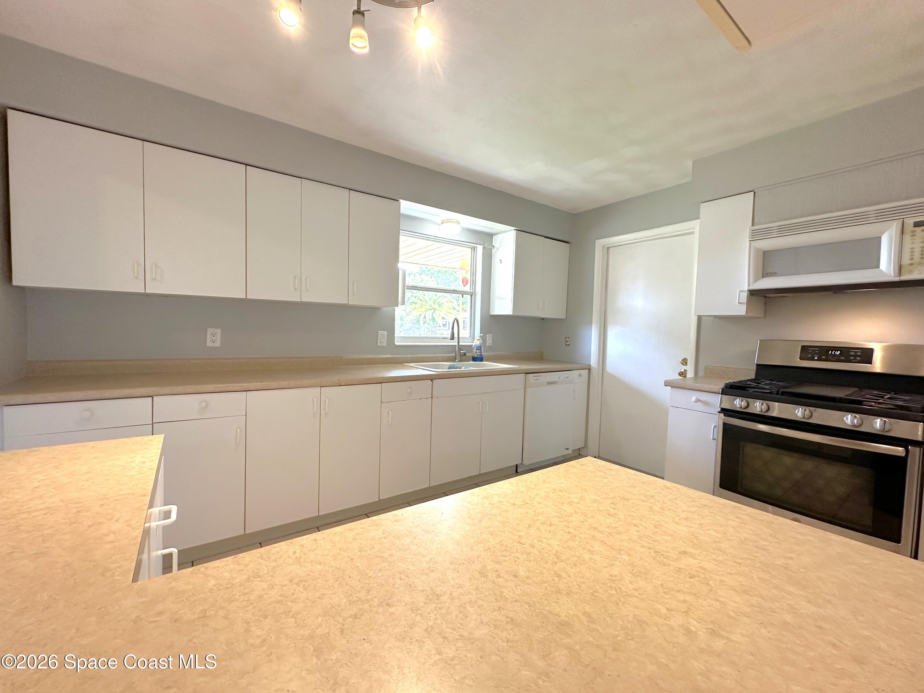 1082 Madrid Road Rockledge, FL 32955 - Photo 9 of 24 1082 Madrid Road