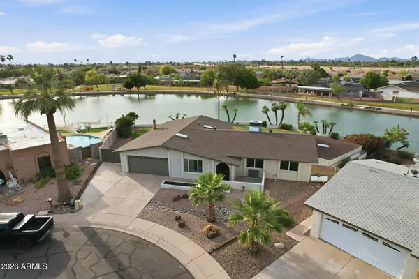 $824,900 | 2442 West Via Rialto Circle, Mesa, AZ 85202