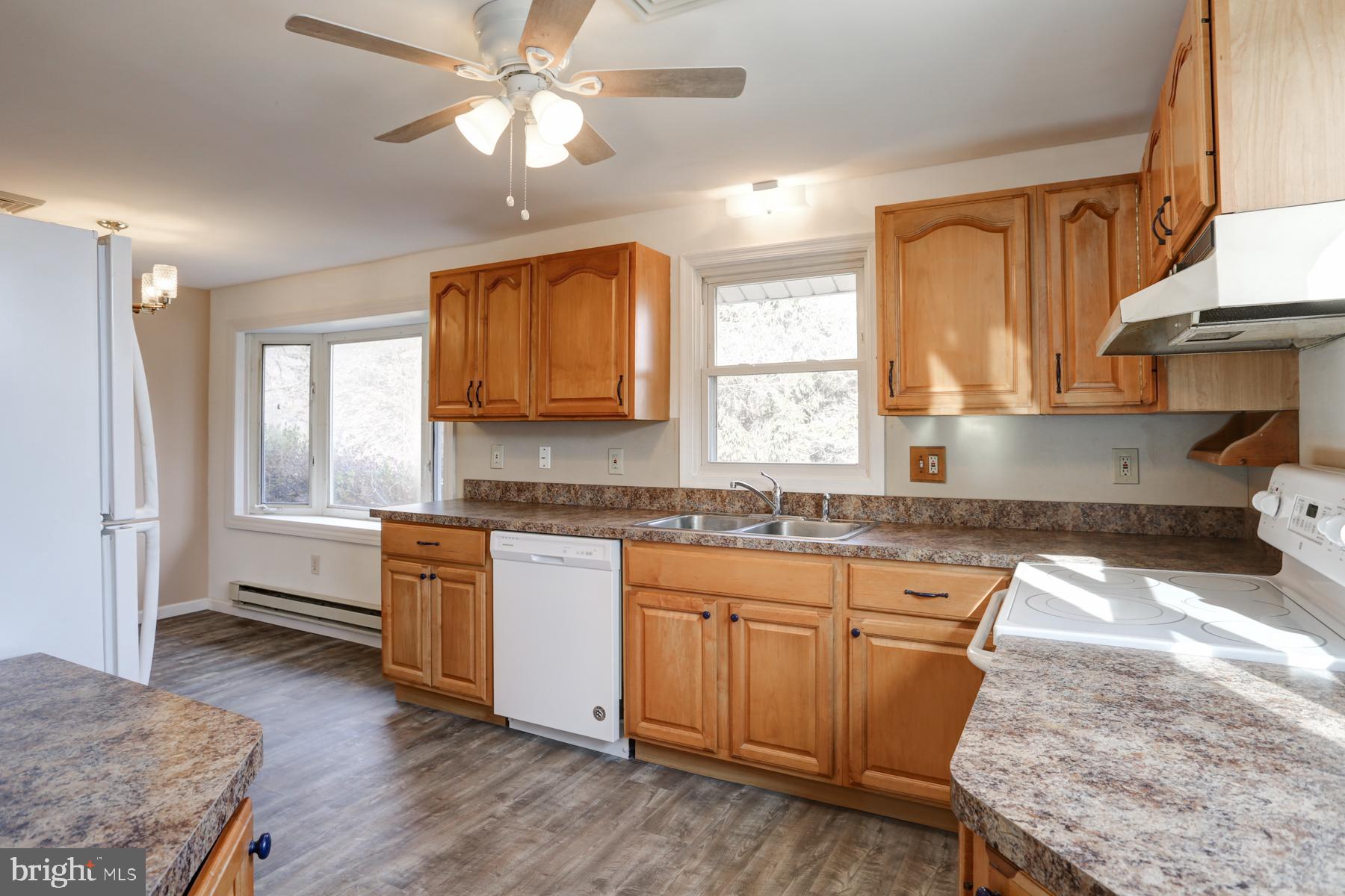 303 Salt Road Enola, PA 17025 - Photo 5 of 27 Gallery Image 5