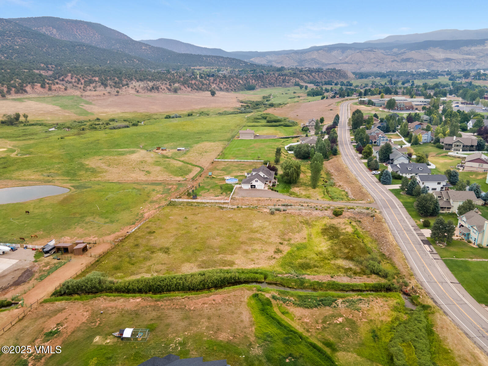 780 Grundel Way Gypsum, CO 81637 - Photo 4 of 19 a view of an ocean view