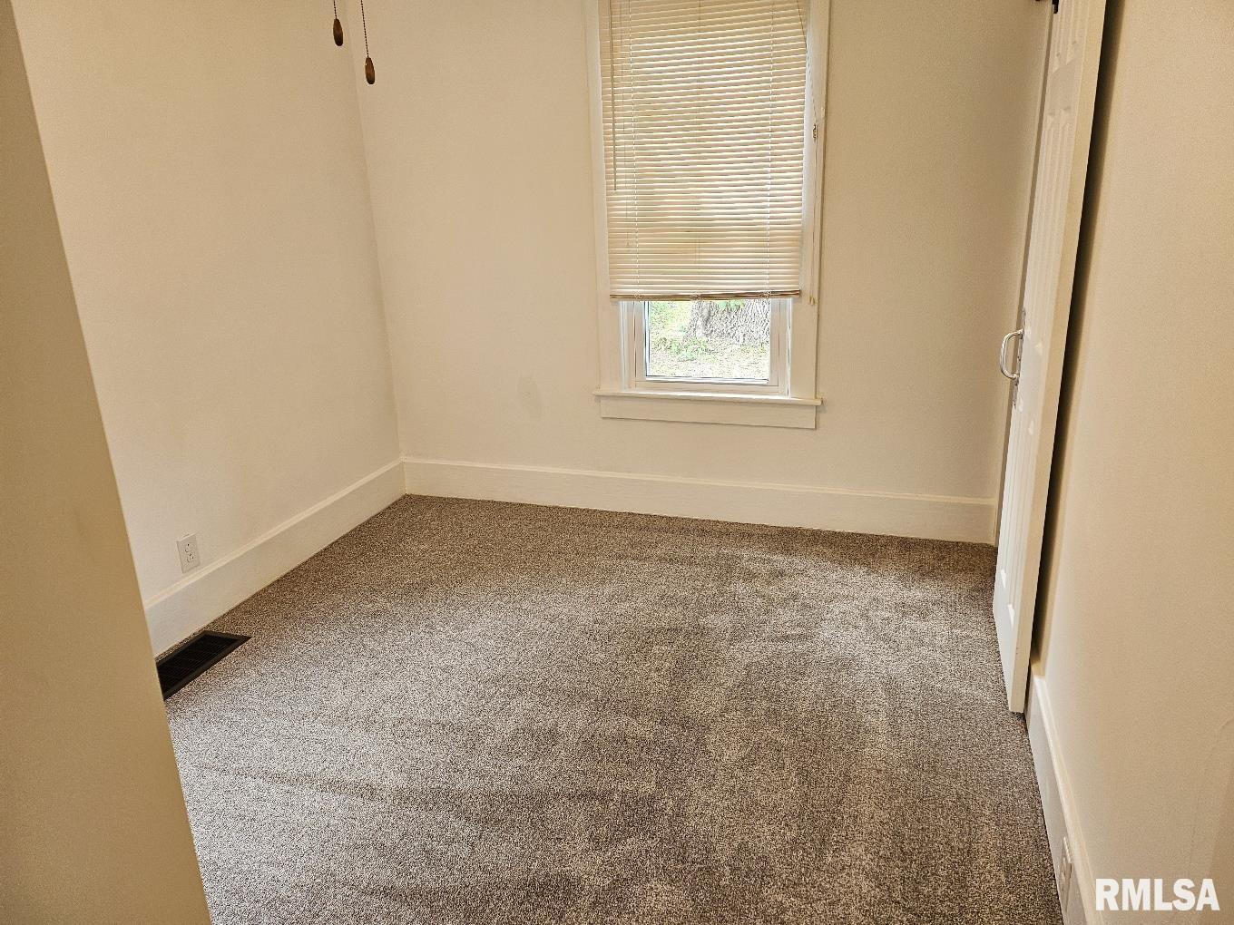 129 South Springfield Street Virden, IL 62690 - Photo 31 of 39