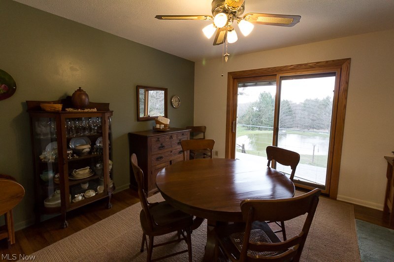 5830 Beach Road Wadsworth, OH 44281 - Photo 20 of 32 It will be hard to focus on your meal with that view!