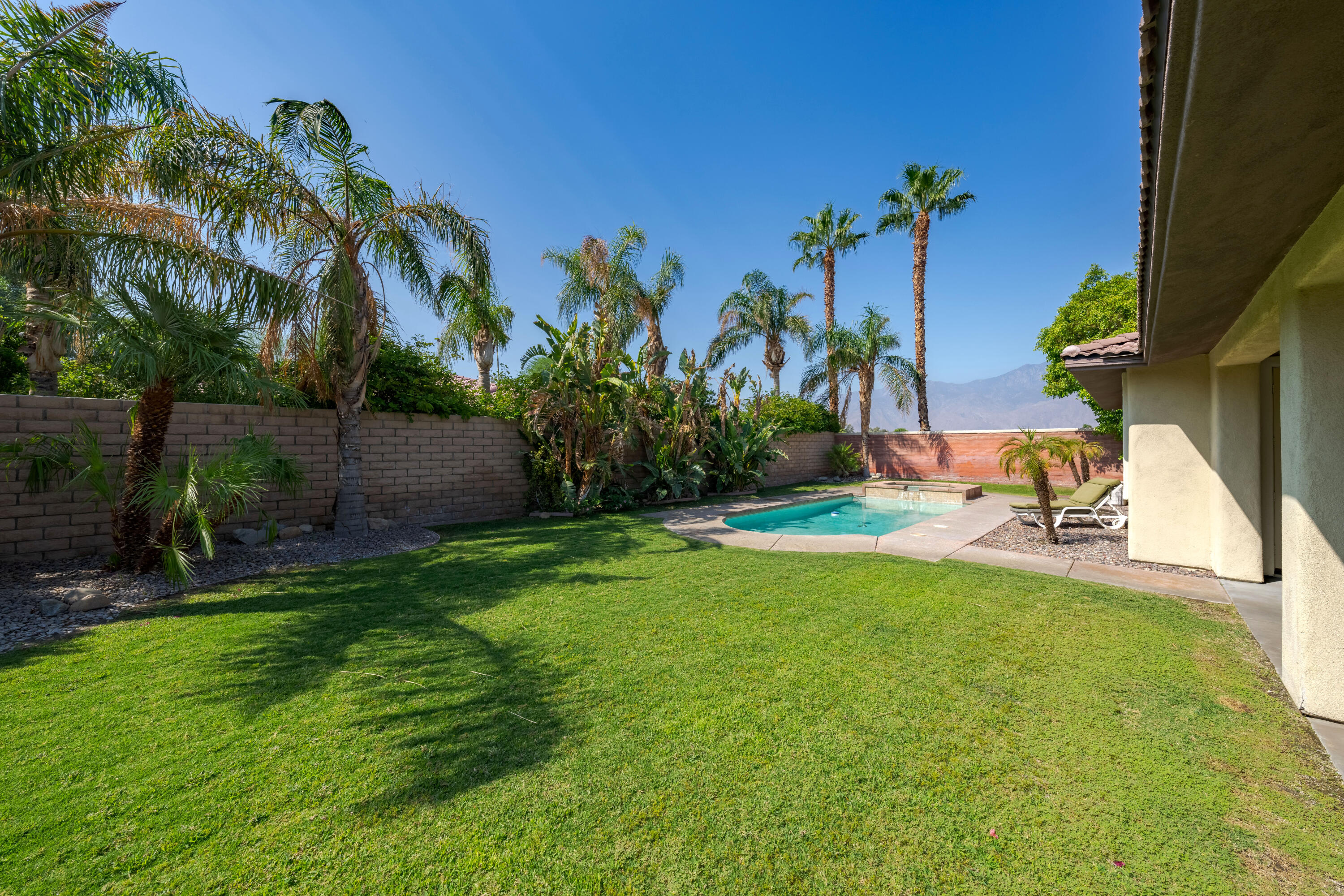 161 Via Siena Rancho Mirage, CA 92270 - Photo 17 of 44 Privacy