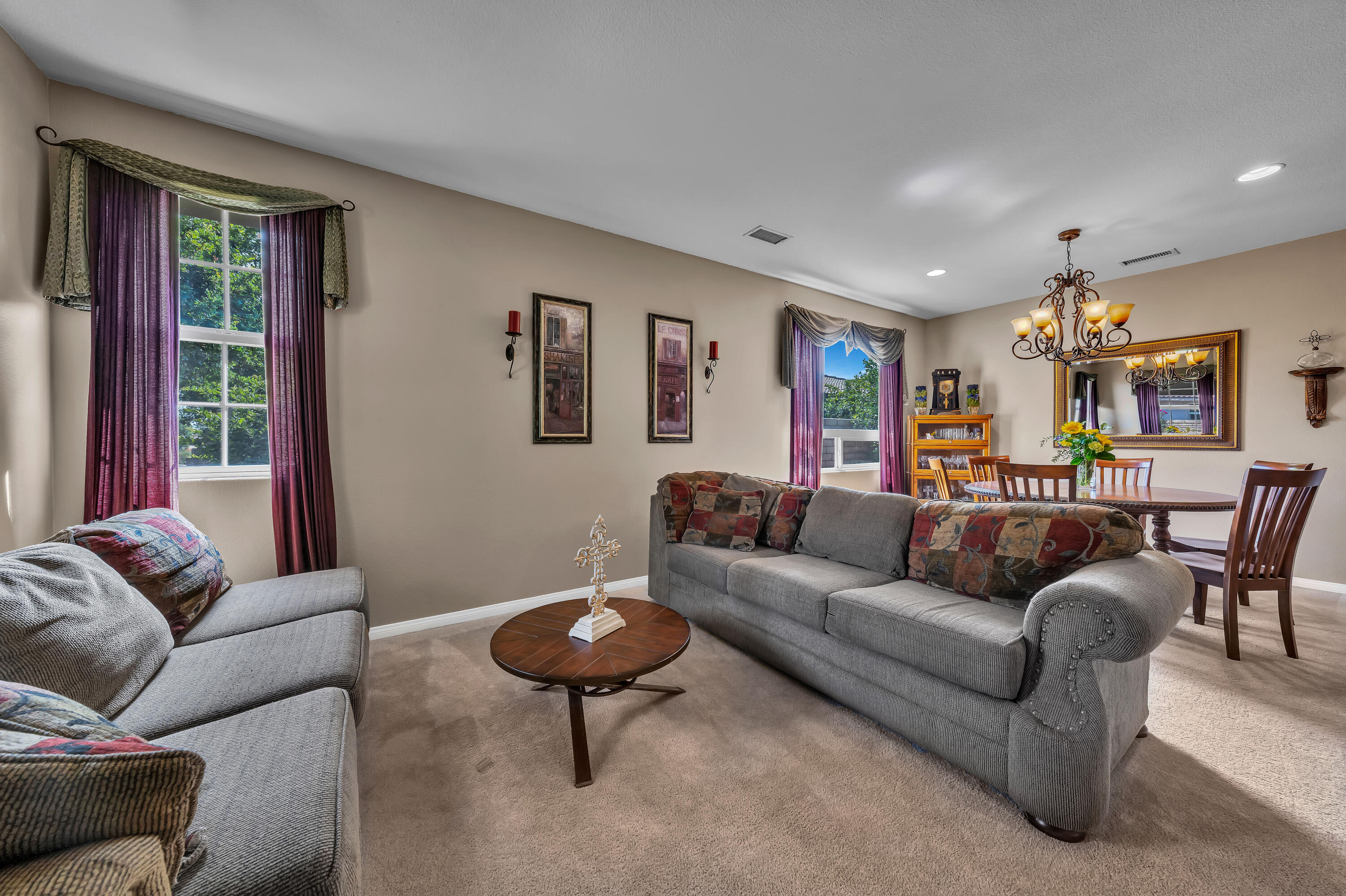 161 Via Siena Rancho Mirage, CA 92270 - Photo 23 of 44 Living room