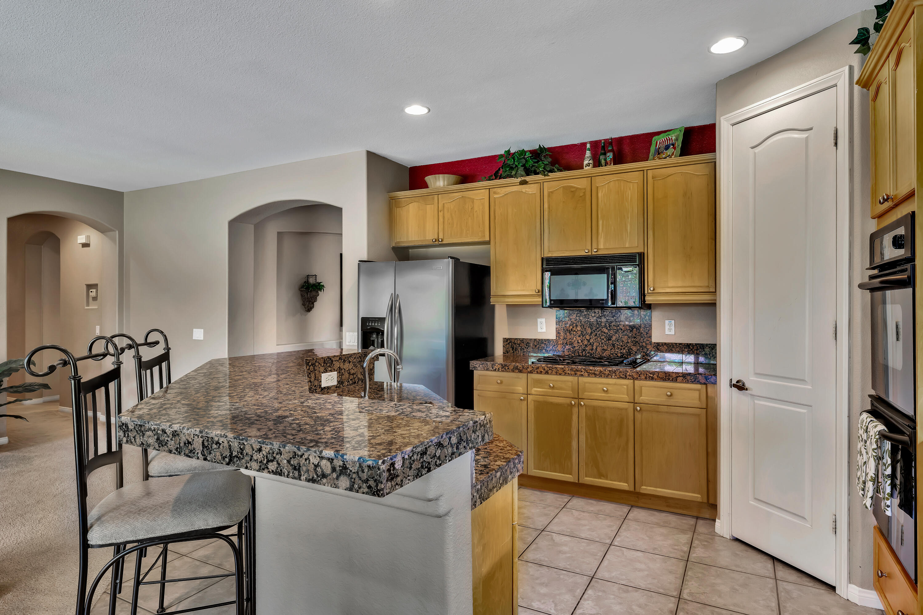 161 Via Siena Rancho Mirage, CA 92270 - Photo 33 of 44 Pantry