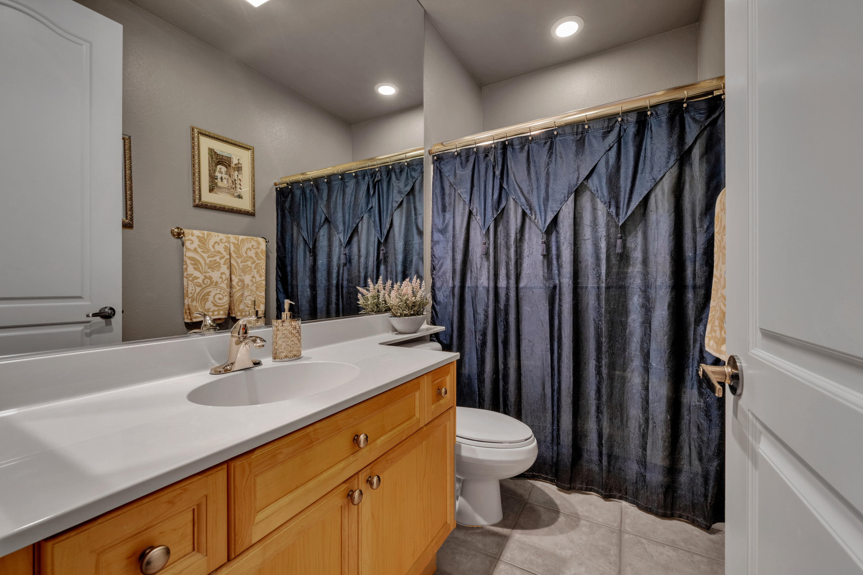 161 Via Siena Rancho Mirage, CA 92270 - Photo 39 of 44 Bath 2
