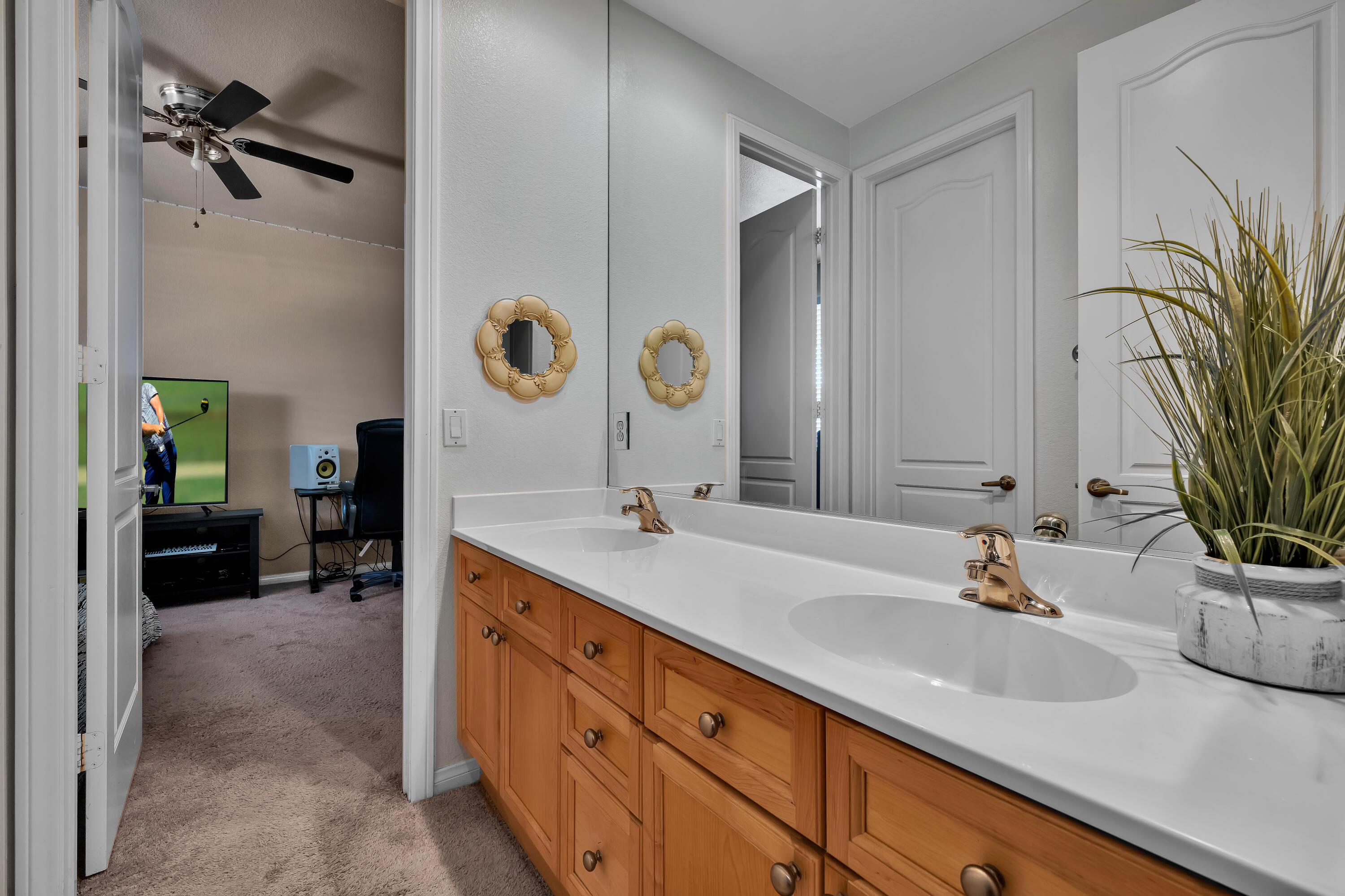 161 Via Siena Rancho Mirage, CA 92270 - Photo 43 of 44 Bath