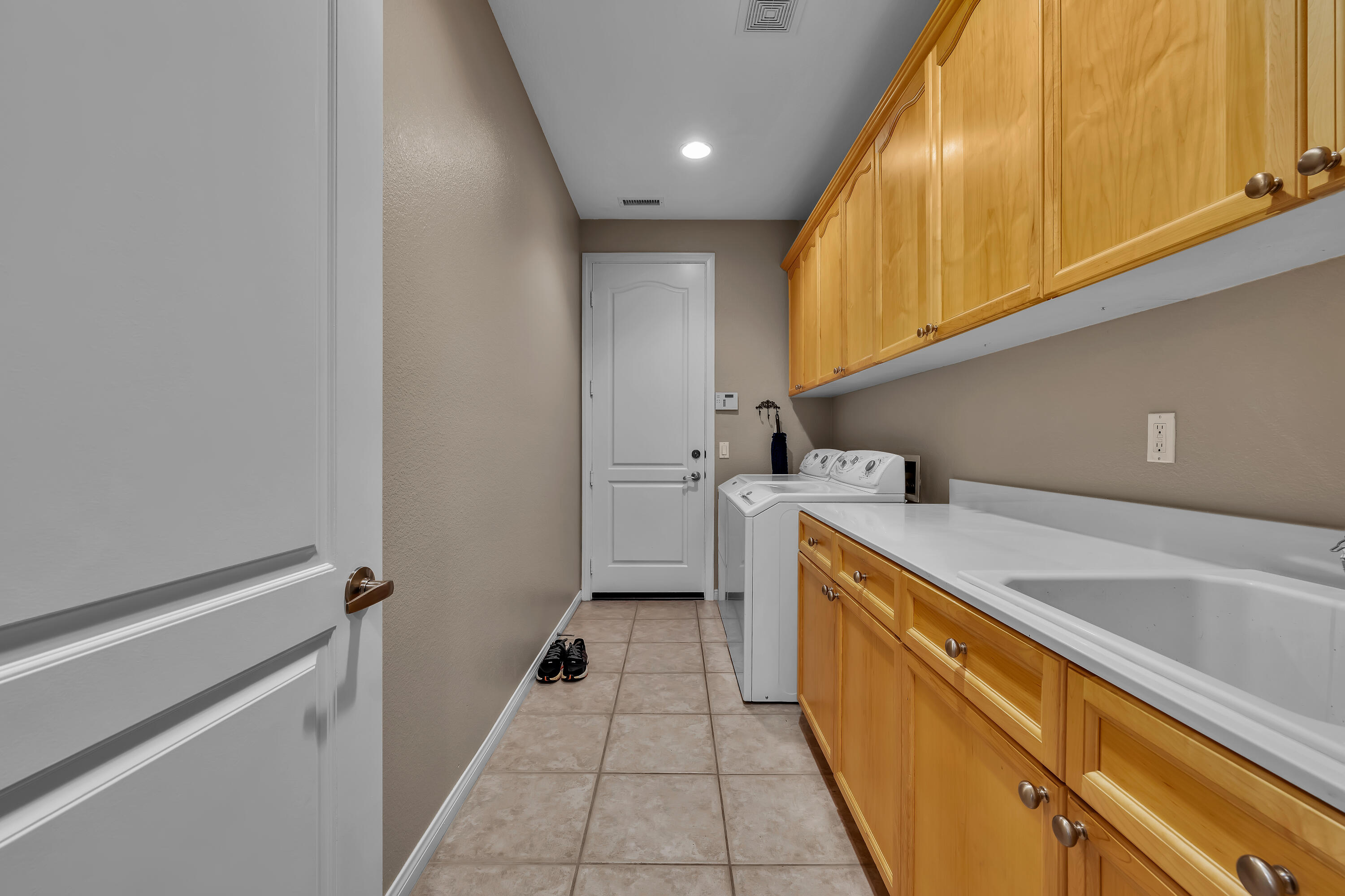 161 Via Siena Rancho Mirage, CA 92270 - Photo 44 of 44 Laundry