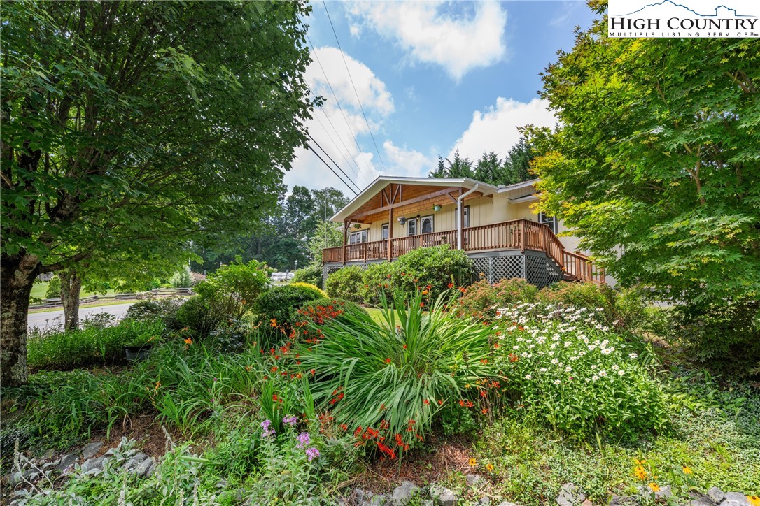 17 Elderberry Loop Newland, NC 28657 - Photo 37 of 47