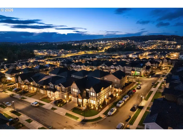 $1,150,000 | 16561 Southwest Botany Bay Lane, Portland, OR 97223