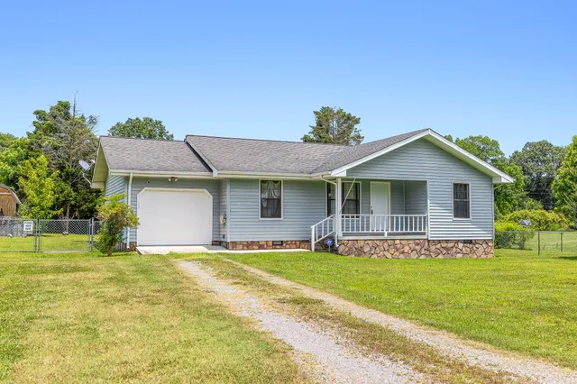 $225,000 | 270 Georgia Avenue, Whitwell, TN 37397