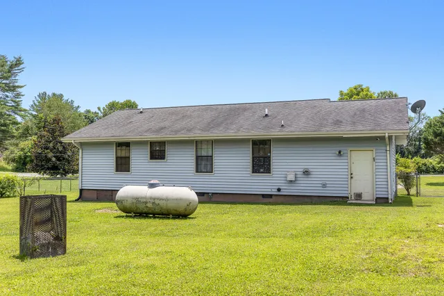 $225,000 | 270 Georgia Avenue, Whitwell, TN 37397