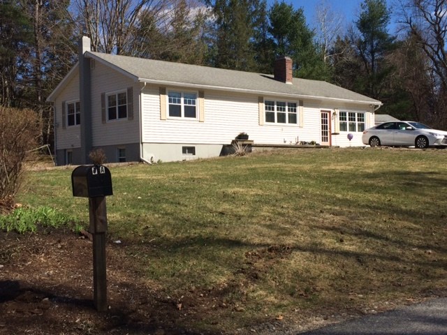 7 Wrights Road Kingston, NH 03848 - Photo 1 of 14