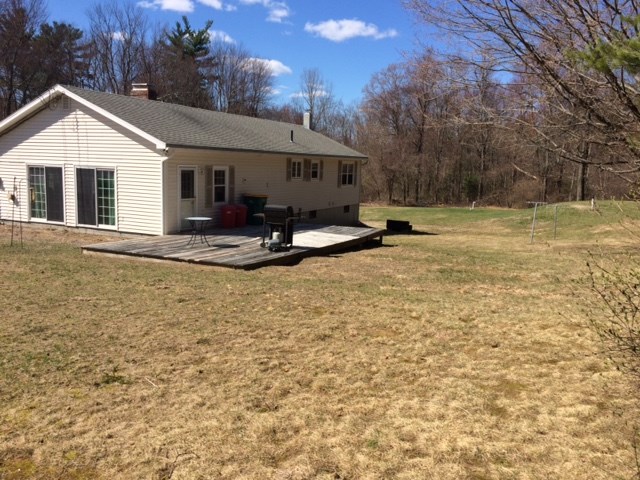 7 Wrights Road Kingston, NH 03848 - Photo 2 of 14