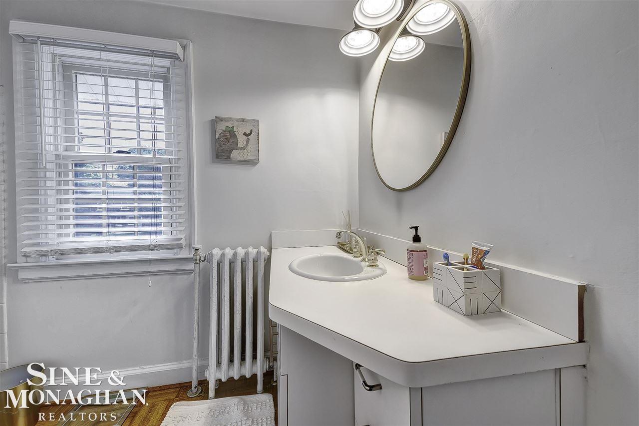 258 McMillan Road Grosse Pointe Farms, MI 48236 - Photo 31 of 41