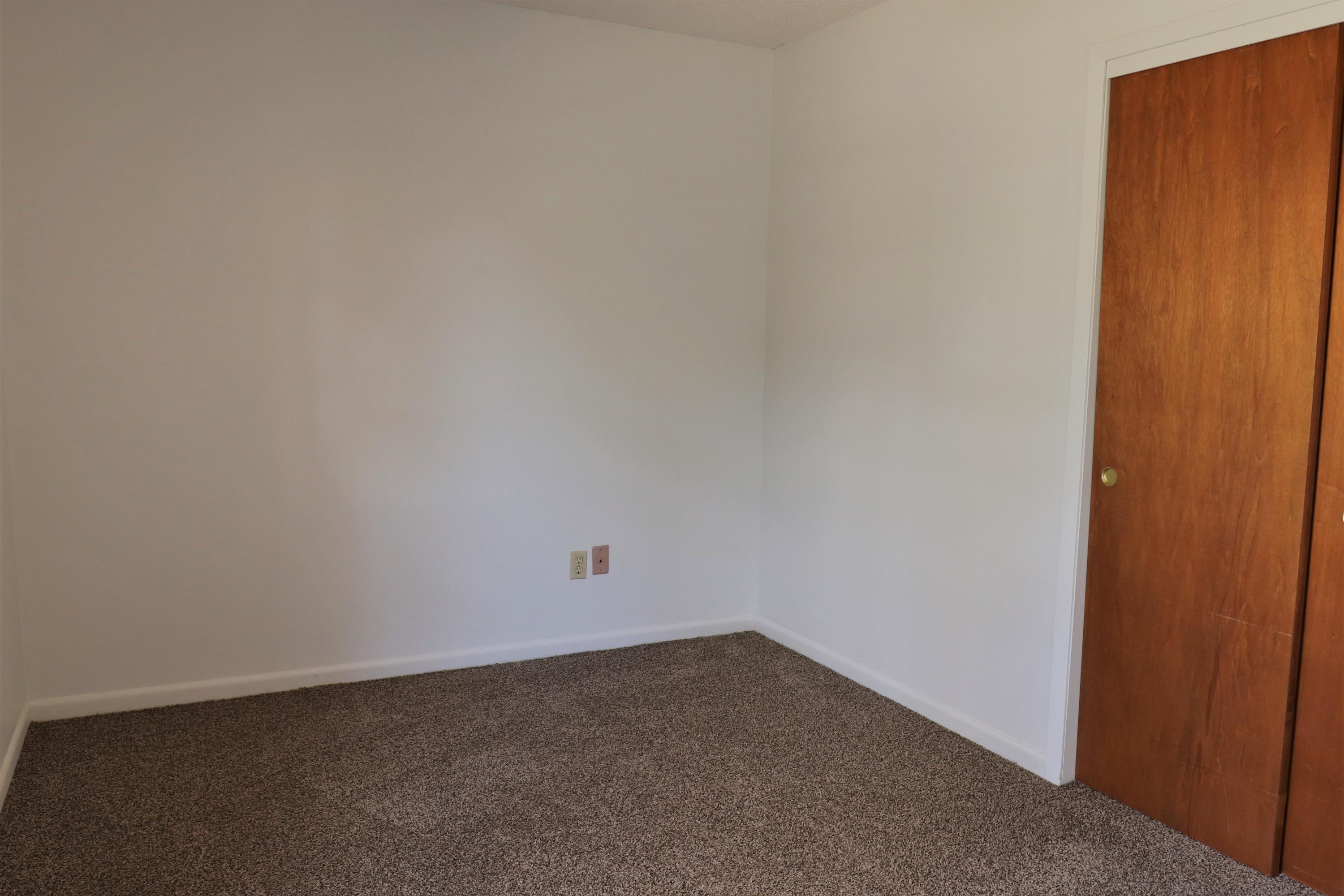 5347 Monterrey Road Crestview, FL 32539 - Photo 23 of 32 Additional Bedroom 3