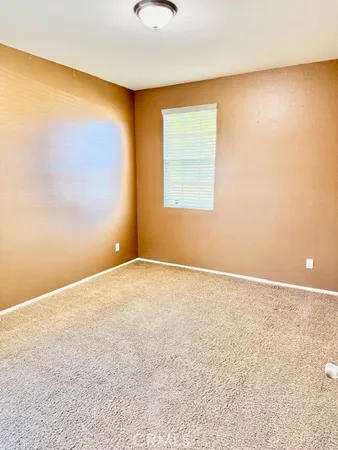 $3,000 | 1844 Paradise Way, San Jacinto, CA 92582