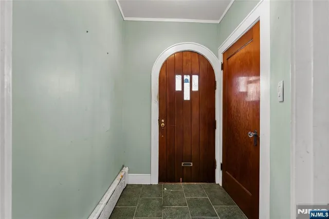 $585,000 | 305 Hillside Road, Elizabeth, NJ 07208