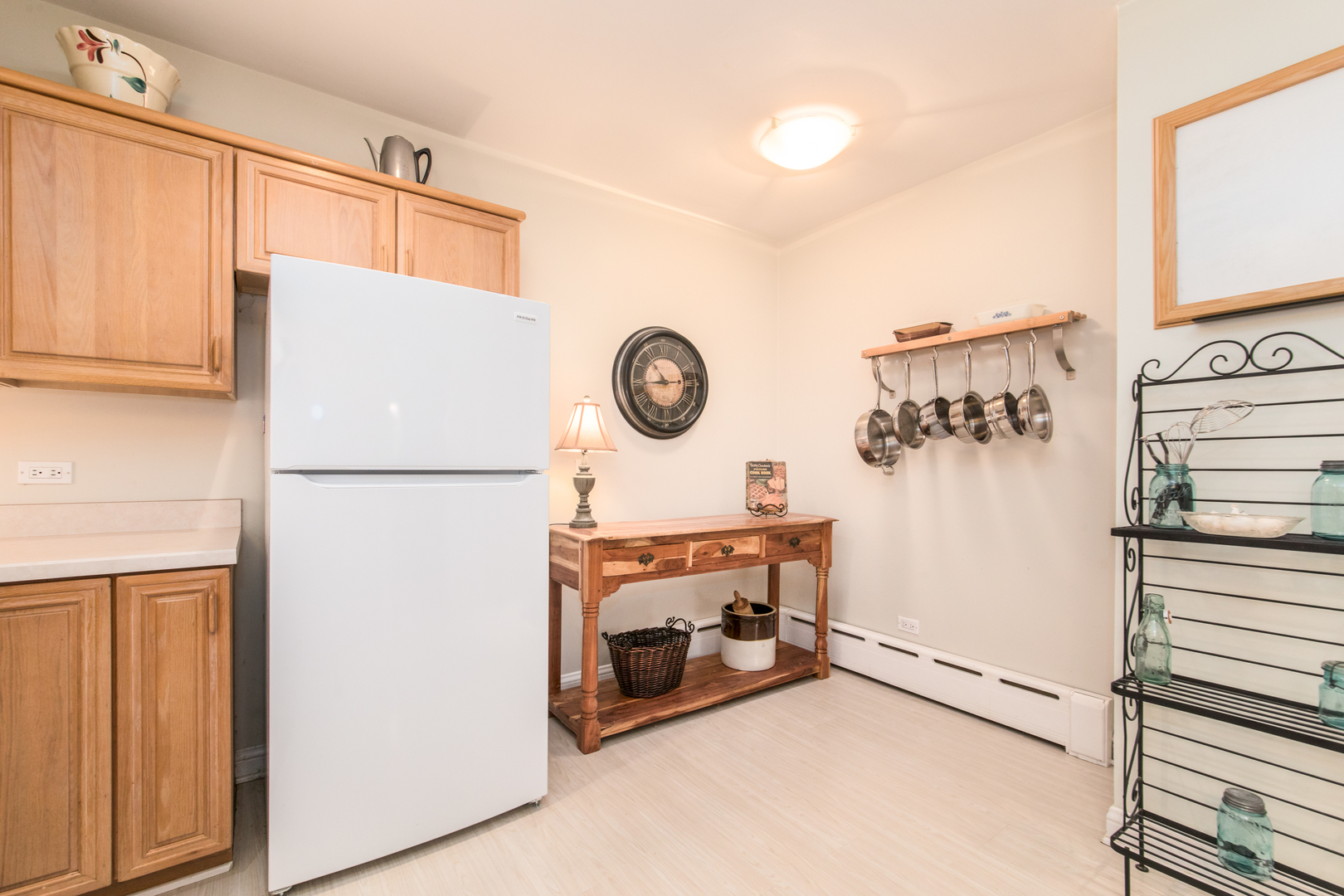 427 Leonard Street Park Ridge, IL 60068 - Photo 8 of 38 Gallery Image 8