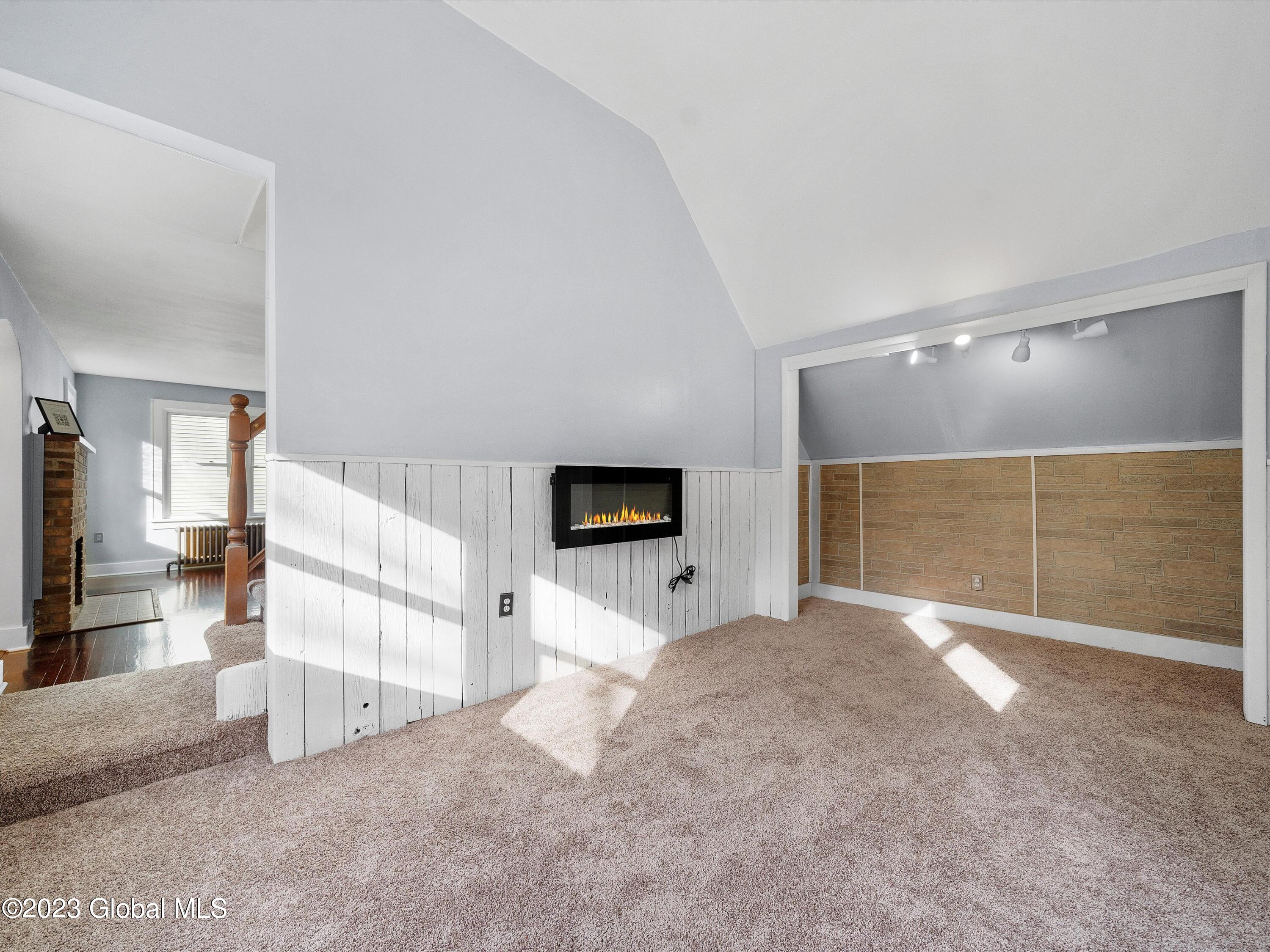 183 Menands Road Colonie, NY 12211 - Photo 12 of 35 10-AG100069