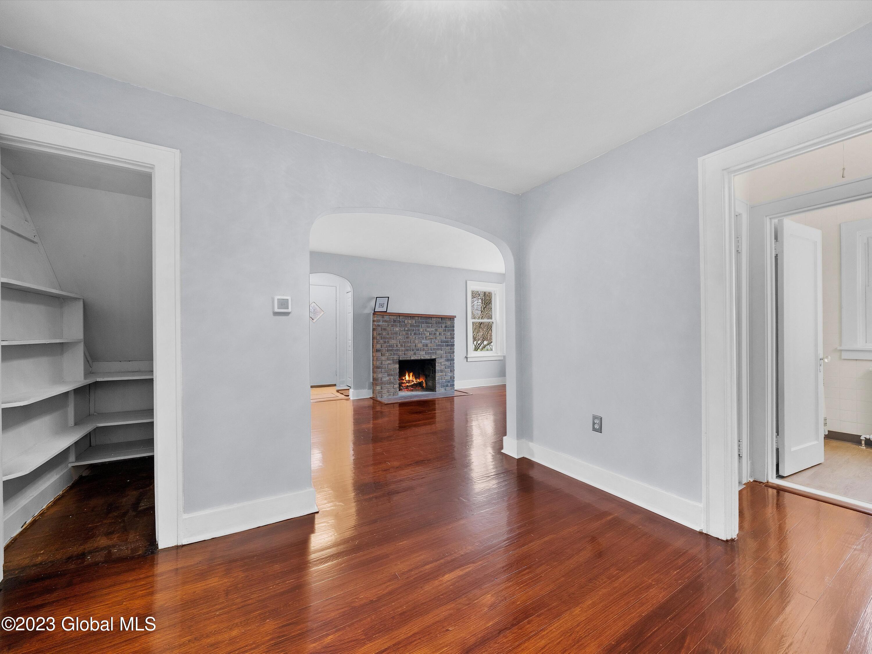183 Menands Road Colonie, NY 12211 - Photo 13 of 35 11-AG100072