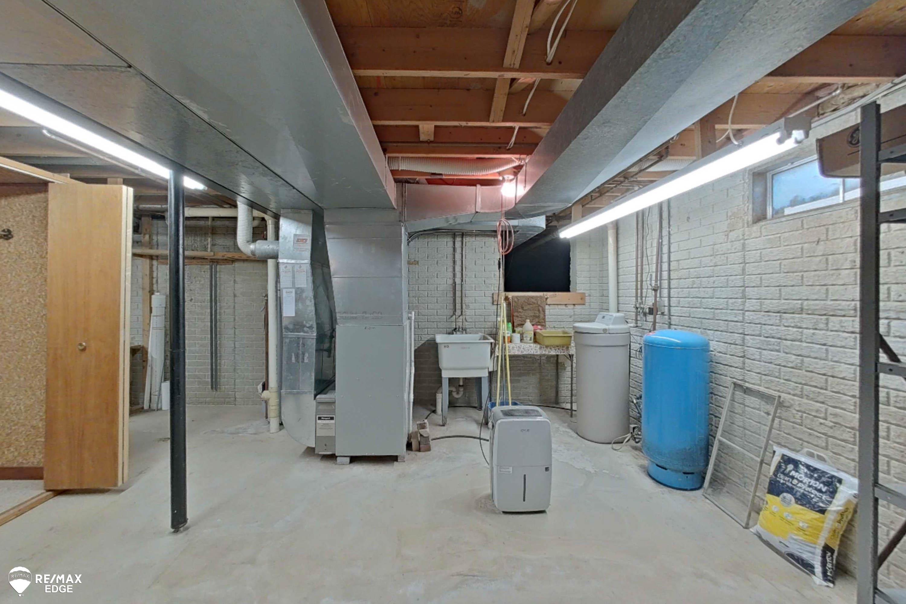 6405 Brewer Road Flint, MI 48507 - Photo 46 of 74