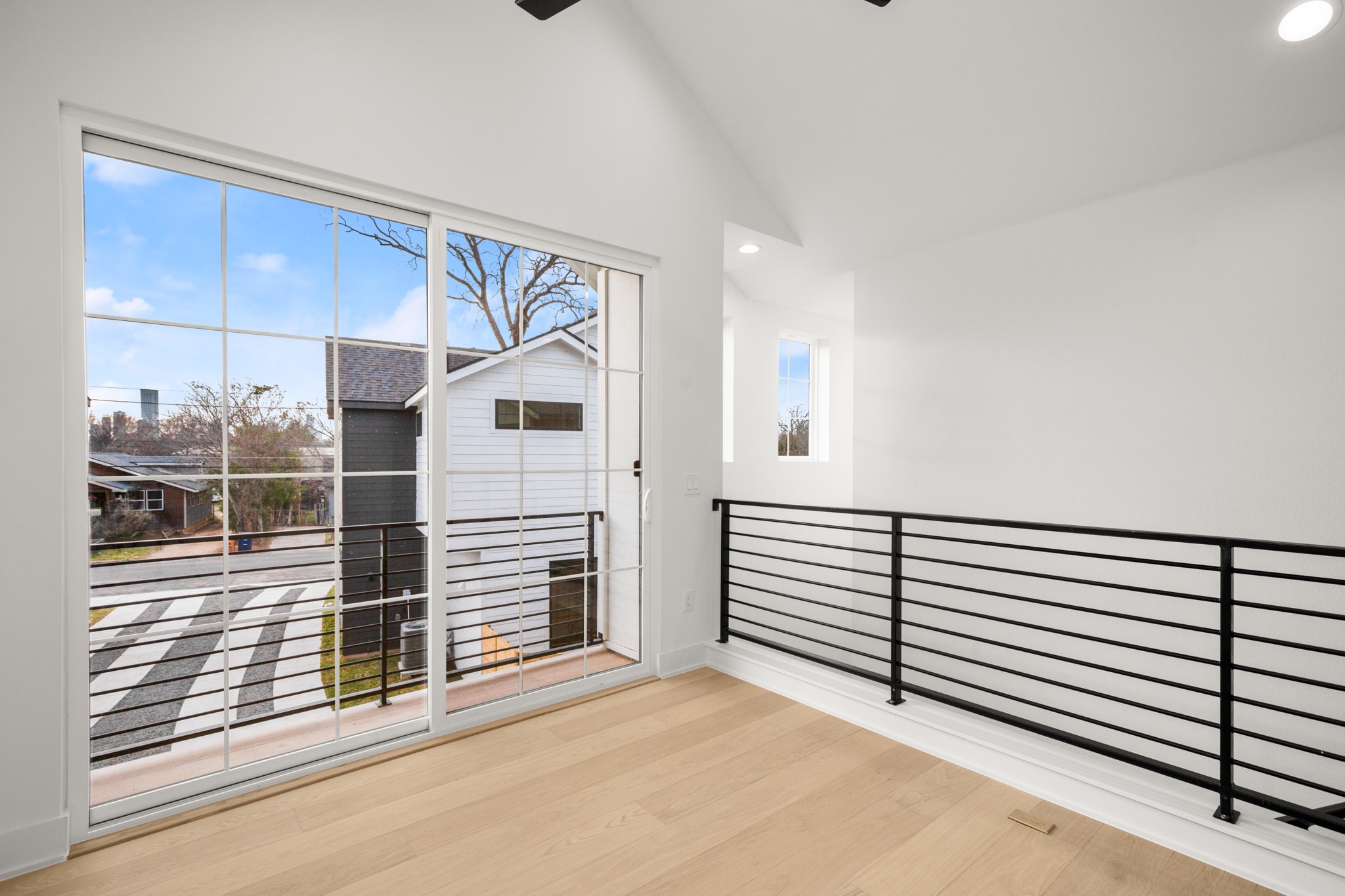 603 Vermont Road, Unit 2 Austin, TX 78702 - Photo 26 of 39