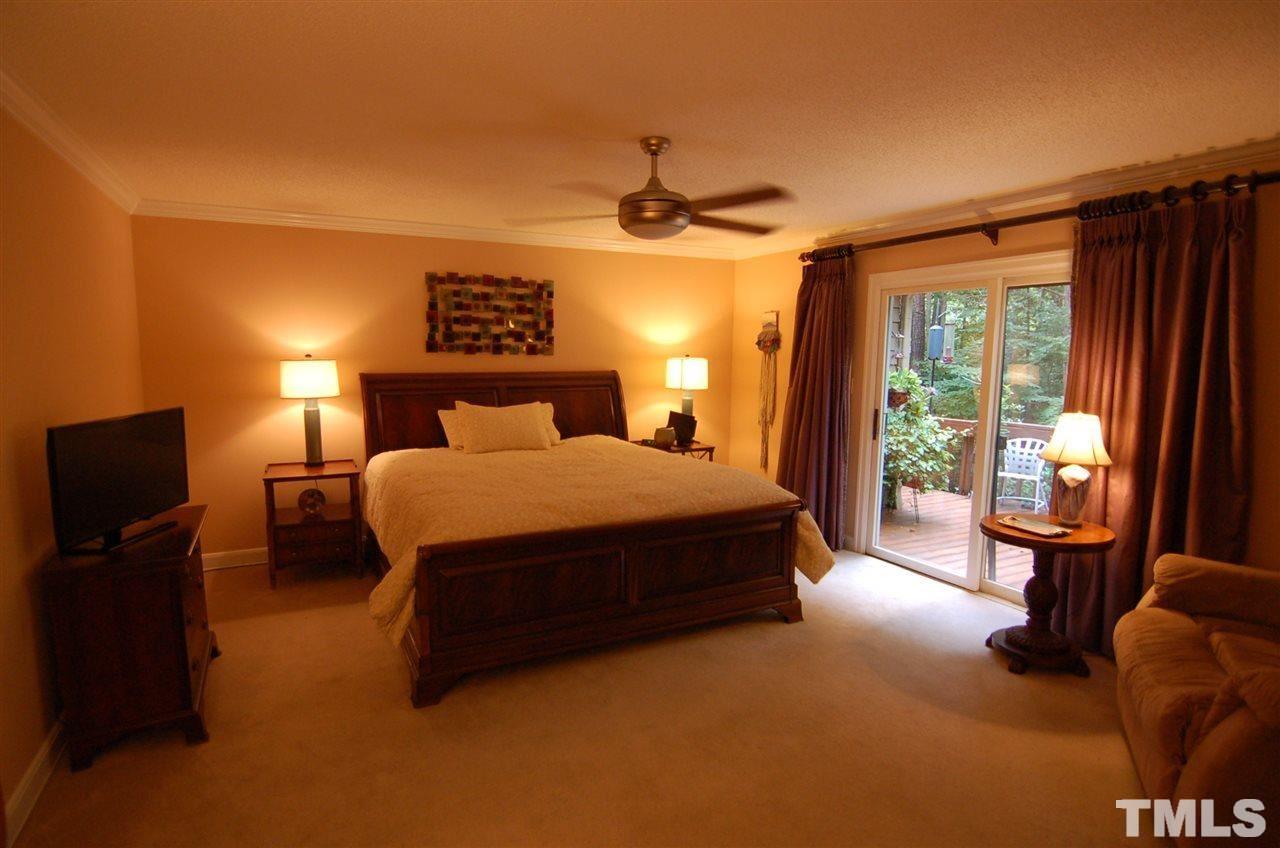 1309 Swindon Court Raleigh, NC 27615 - Photo 14 of 29 Gallery Image 14