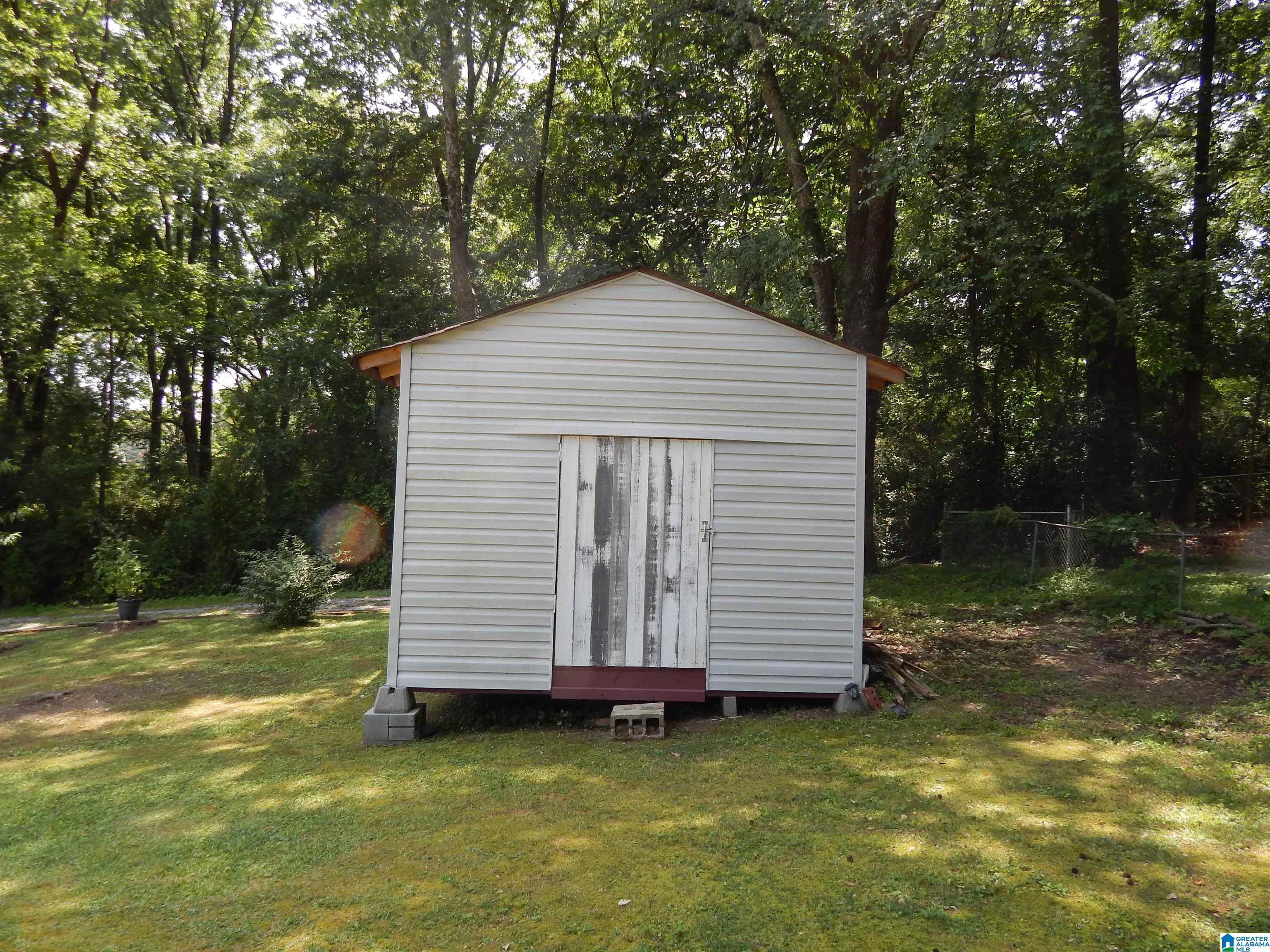 353 Tarrant Road Gardendale, AL 35071 - Photo 10 of 29