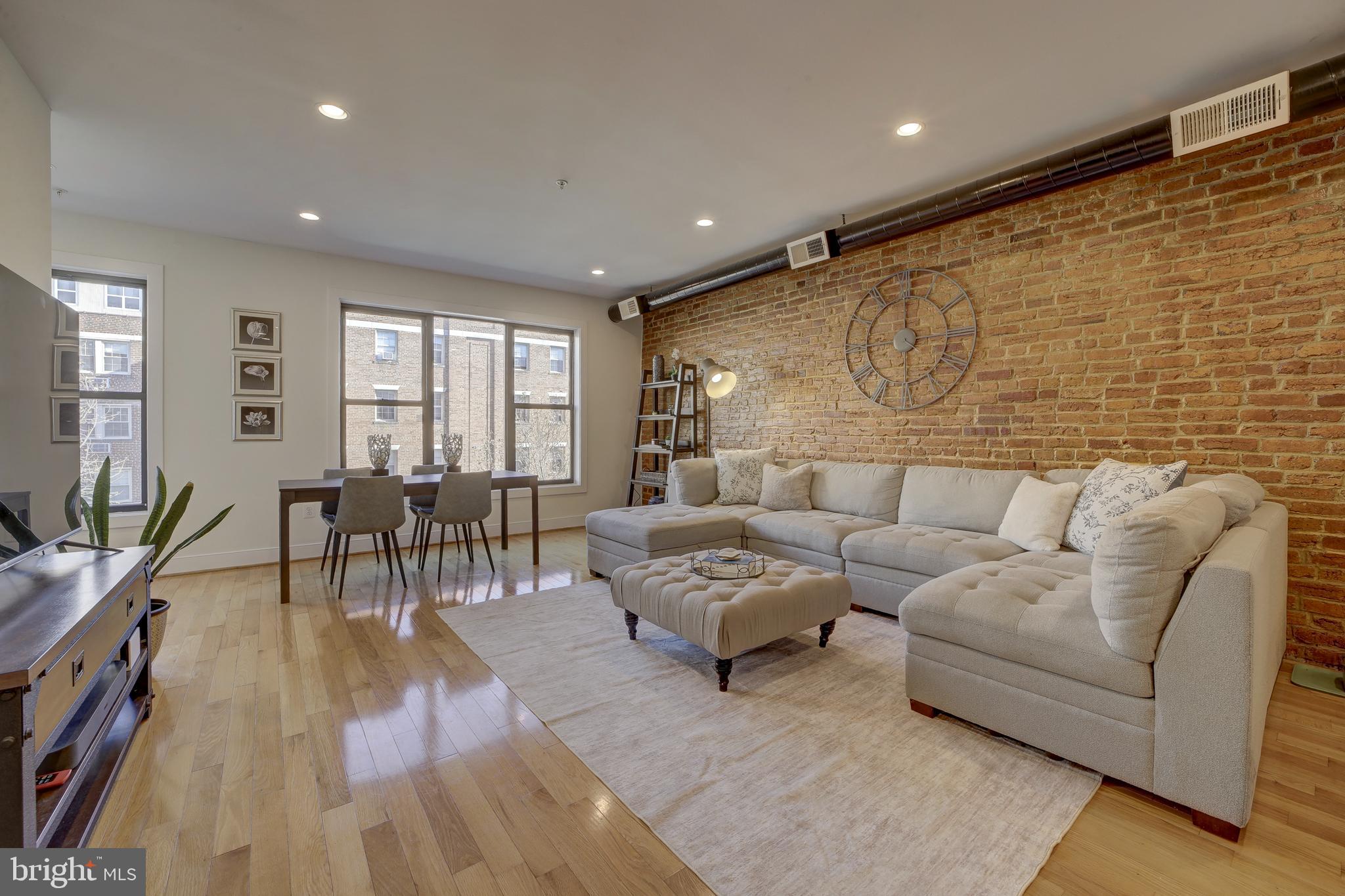 2444 Ontario Road Northwest, Unit 3 Washington, DC 20009 - Photo 3 of 17