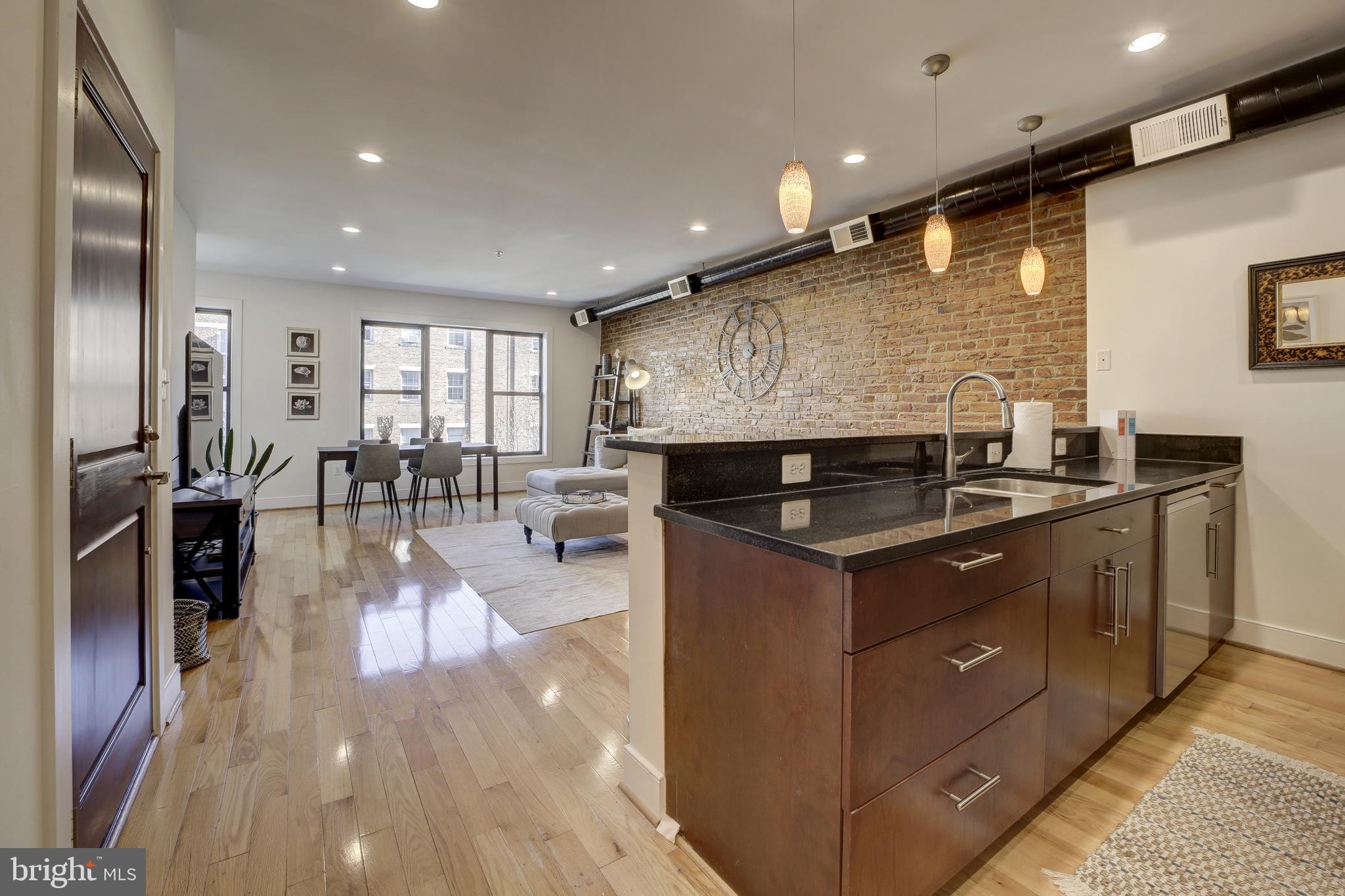 2444 Ontario Road Northwest, Unit 3 Washington, DC 20009 - Photo 5 of 17