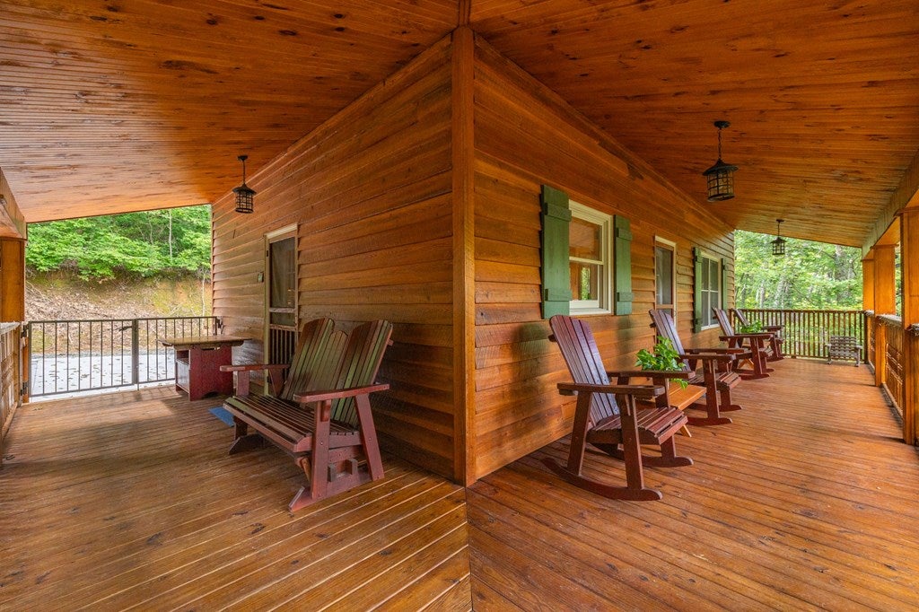 285 Upper Ridge Road Meadows Of Dan, VA 24120 - Photo 8 of 27 Gallery Image 8