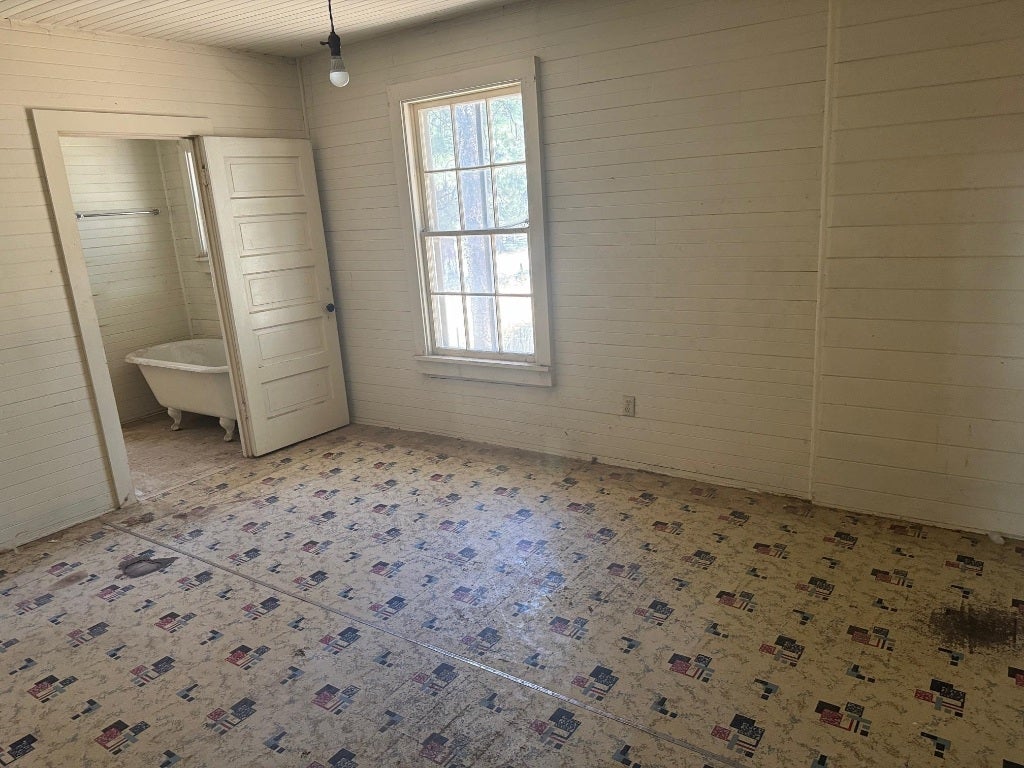 13812 Tennant Road Macdoel, CA 96058 - Photo 11 of 19 Gallery Image 11