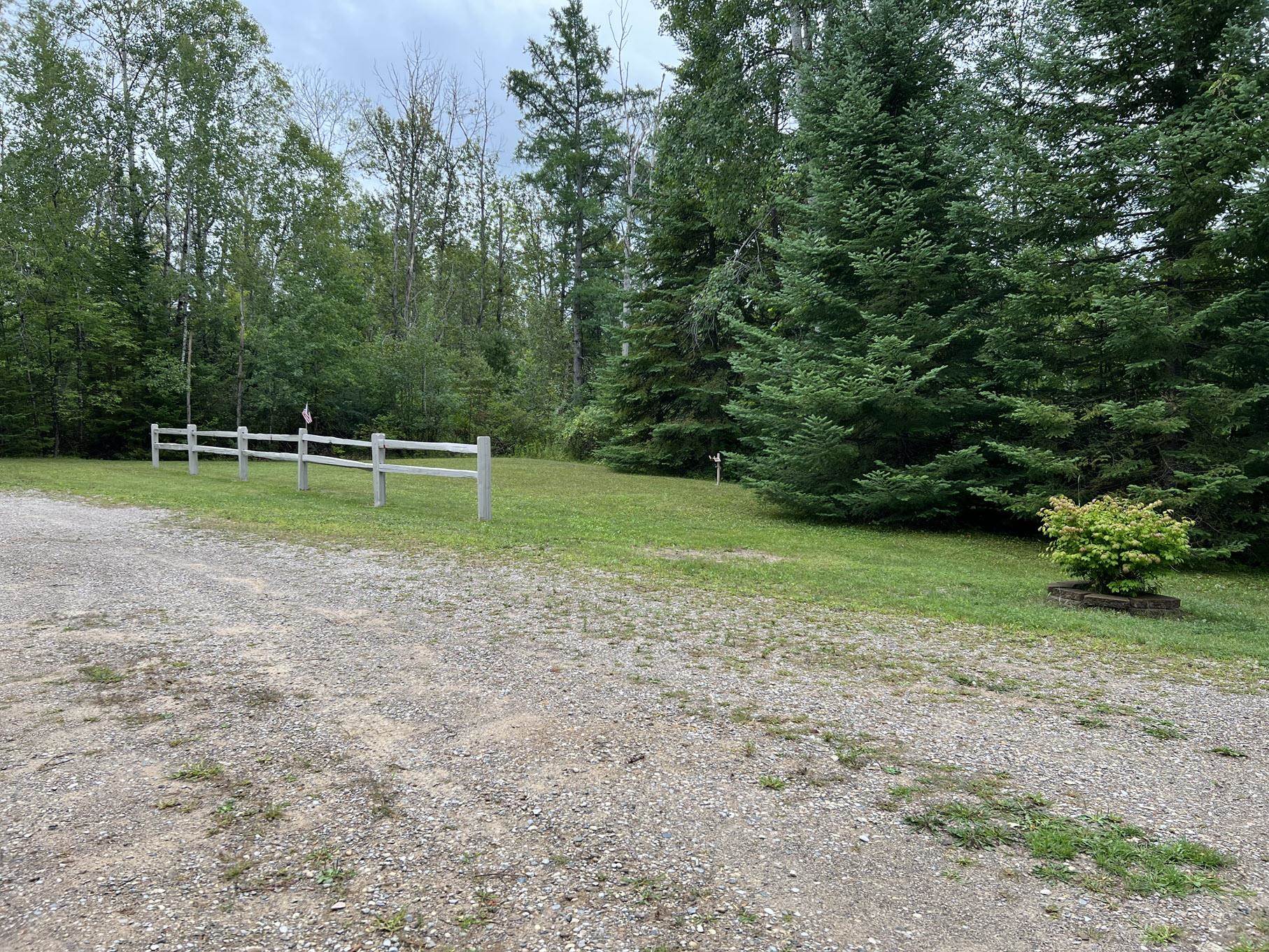 1292 East River Road Traverse City, MI 49696 - Photo 38 of 43 1903793-37.JPG