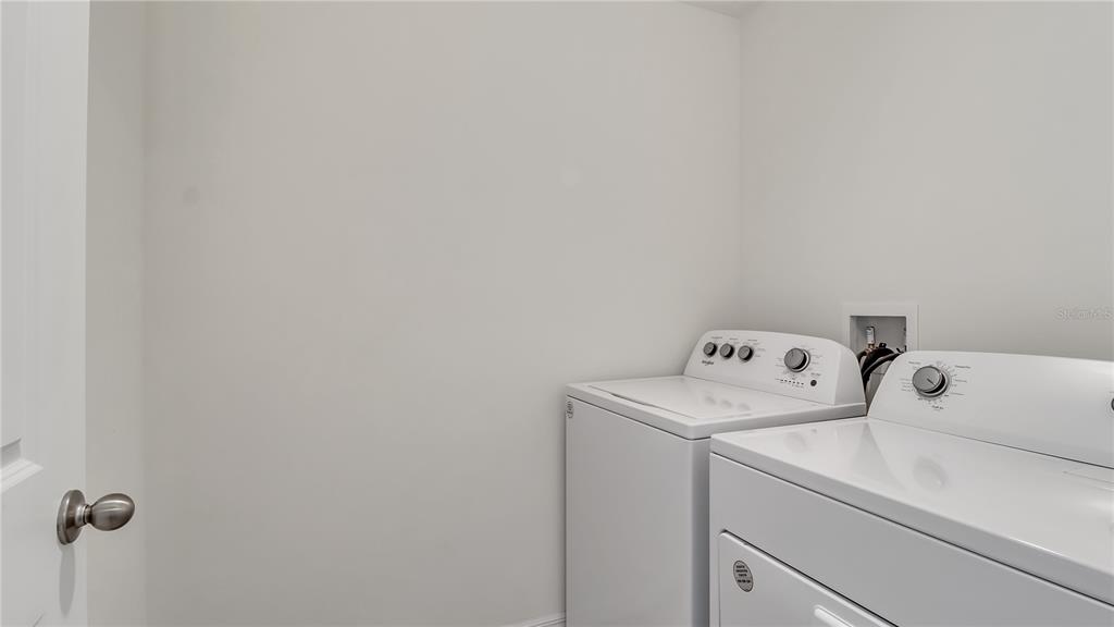 16526 Windmill Forge Pass Wimauma, FL 33598 - Photo 36 of 54