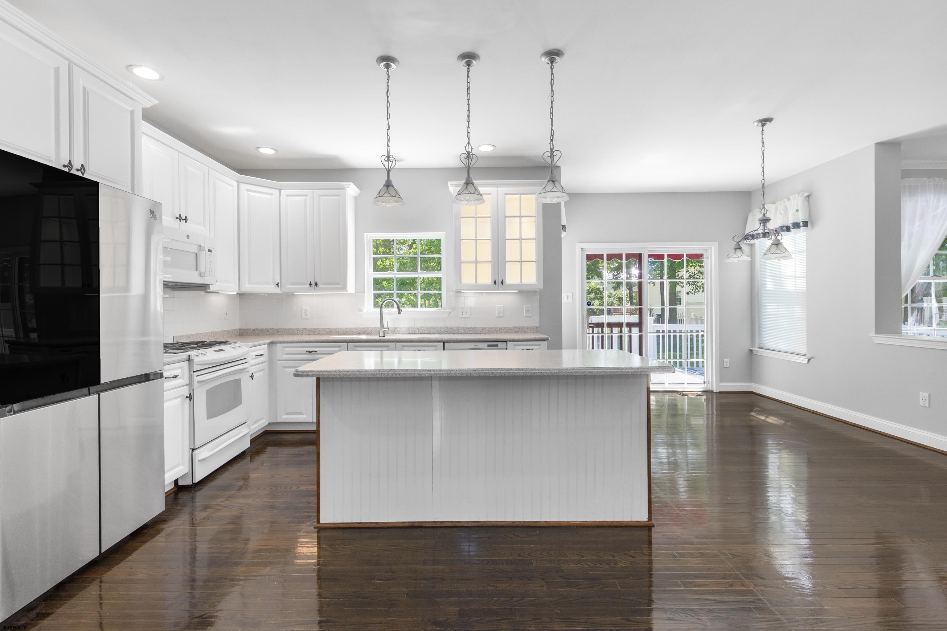200 Prancer Road Egg Harbor Township, NJ 08234 - Photo 13 of 65