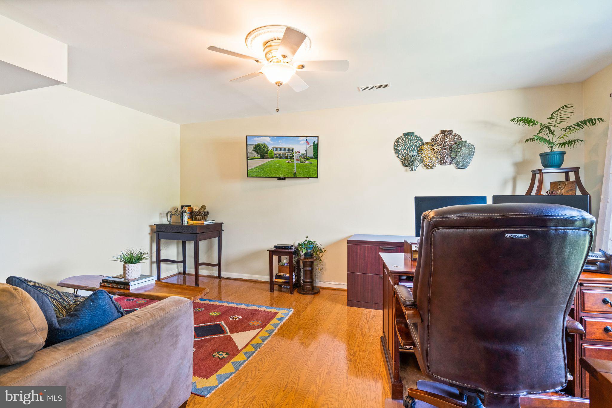 5841 Riverside Drive Woodbridge, VA 22193 - Photo 13 of 41