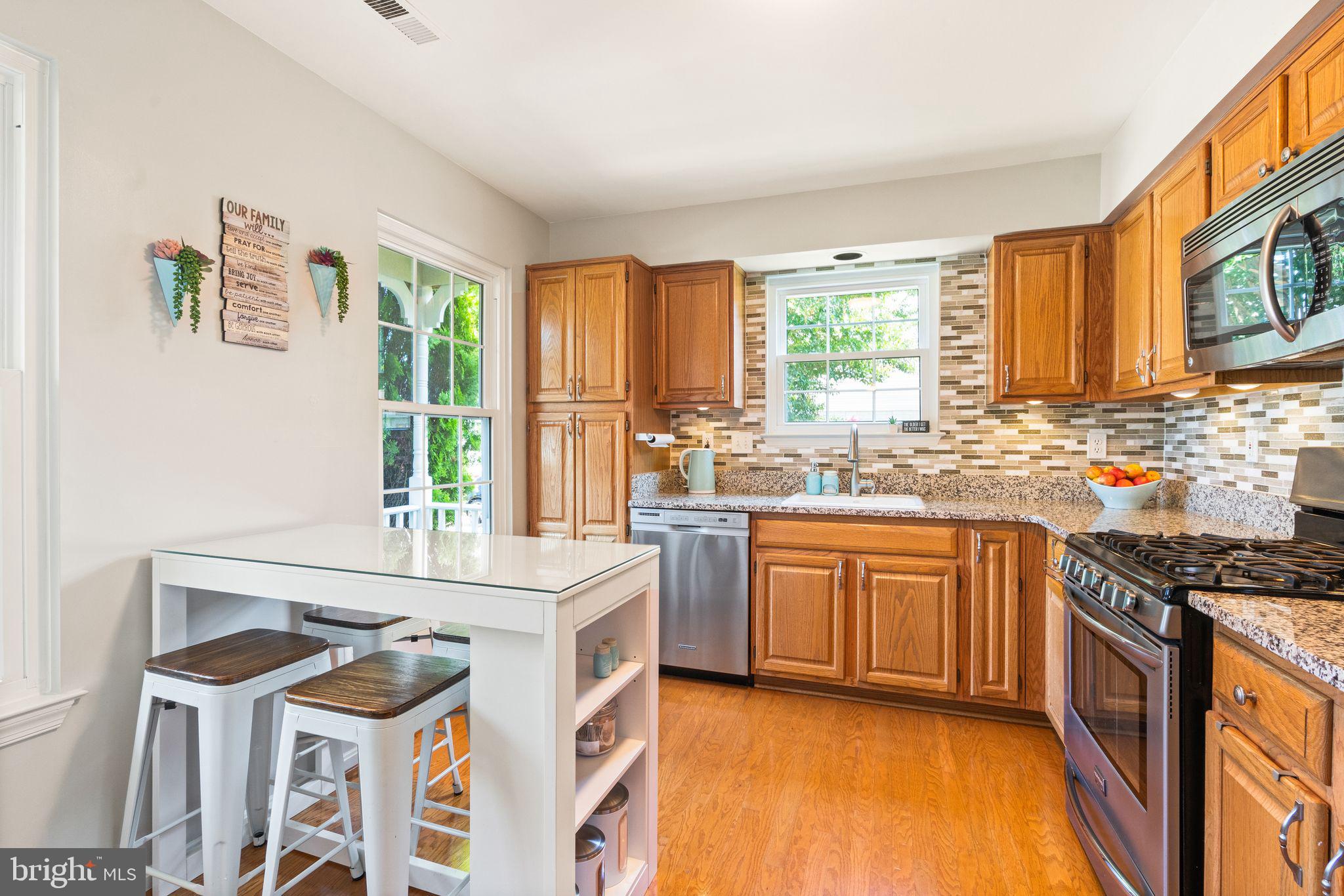 5841 Riverside Drive Woodbridge, VA 22193 - Photo 15 of 41