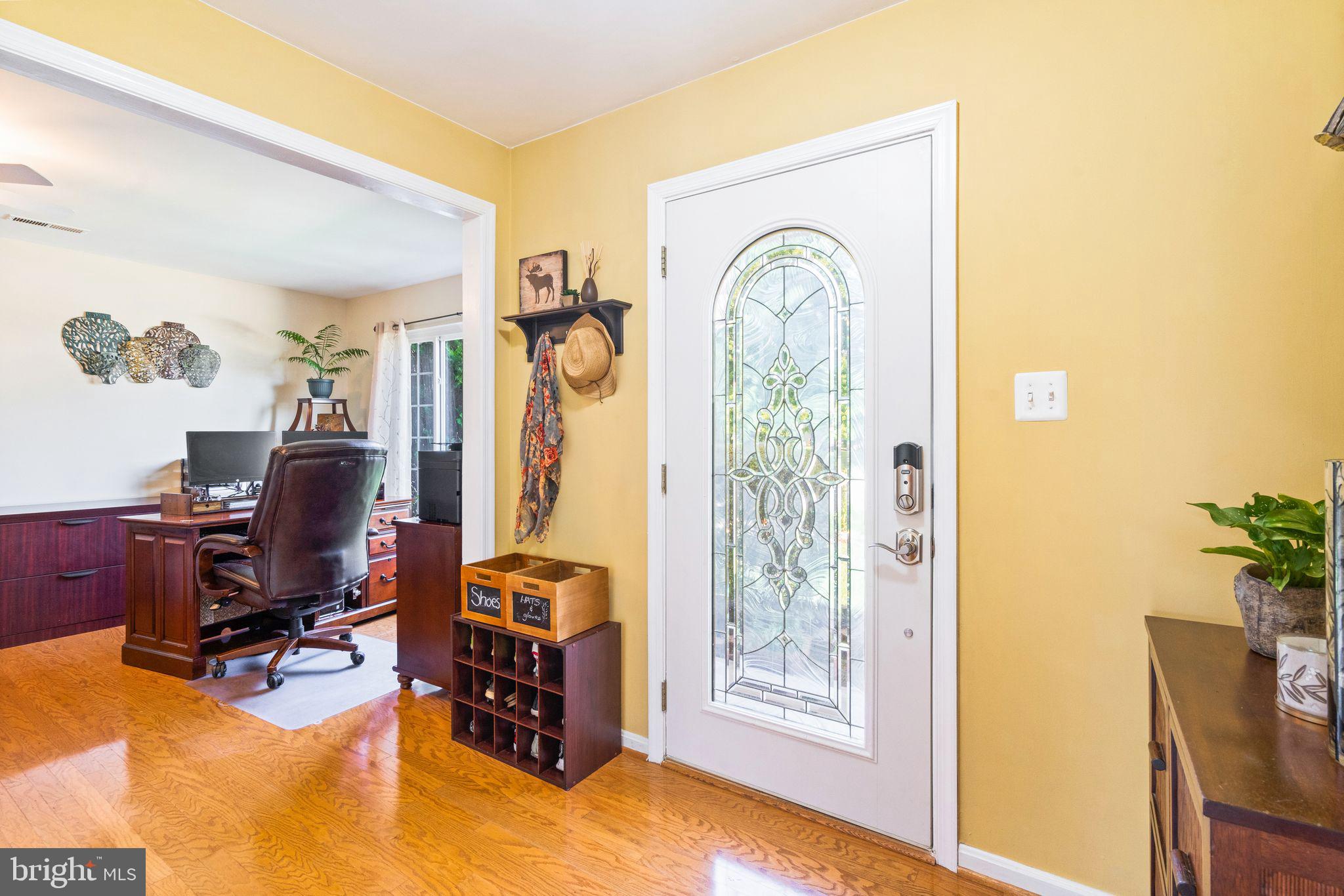 5841 Riverside Drive Woodbridge, VA 22193 - Photo 10 of 41