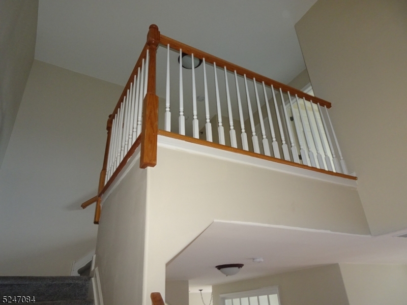 112 Limerick Lane, Unit 1 Phillipsburg, NJ 08865 - Photo 16 of 41 a view of entryway