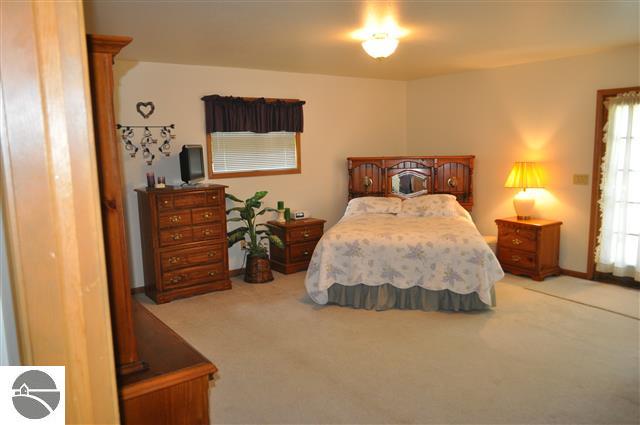 5372 West Millbrook Road Remus, MI 49340 - Photo 28 of 49 1749299-27.JPG