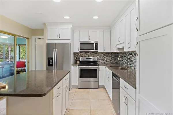 $224,900 | 1800 Southeast St Lucie Boulevard, Unit 1202, Stuart, FL 34996